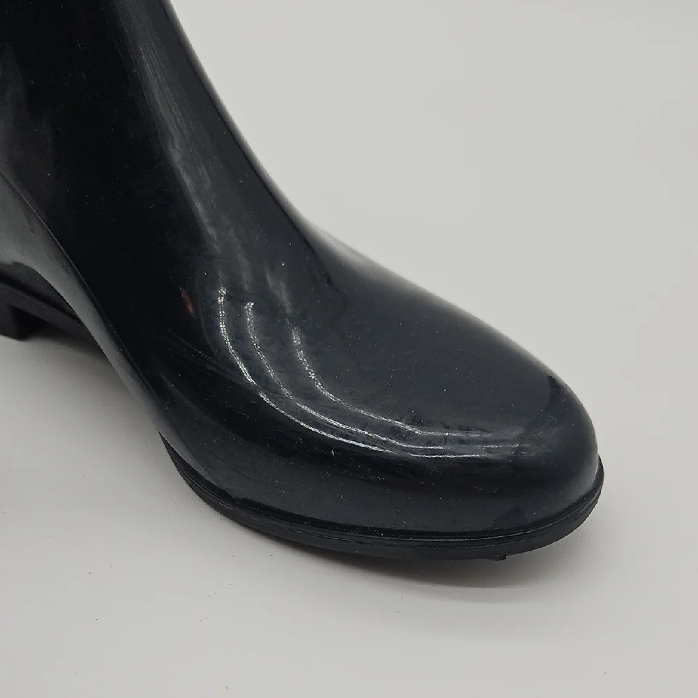 Nine West Glossy Navy Blue Slip On Rubber Boots